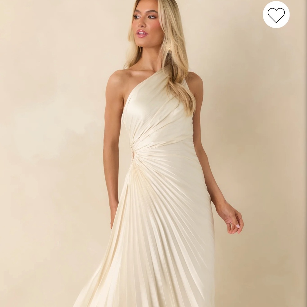 Cream Pleated Women's Dress